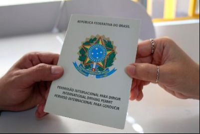 Detran-MT suspende temporariamente a emiss