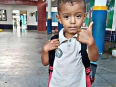 Menino de 5 anos 