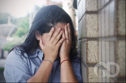 Mulher de 38 anos, com medida protetiva, 