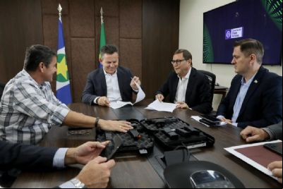 Governador regulamenta aux