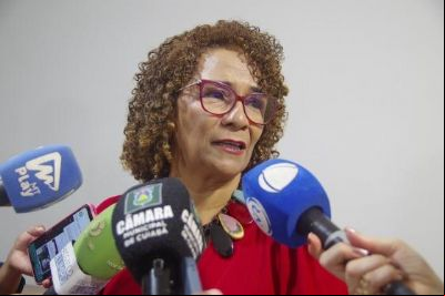 Cassada por rachadinha, Edna Sampaio ganha vaga de deputada se L
