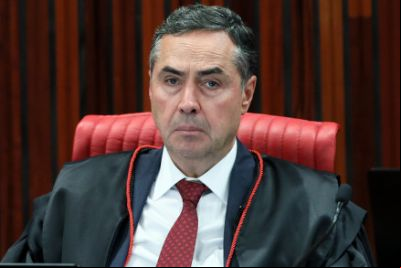 STF derruba veto da Constitui