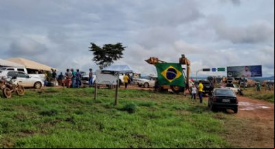 Bloqueio na BR-158 ser