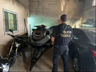 PF prende suspeitos de cometerem crimes para financiar fac